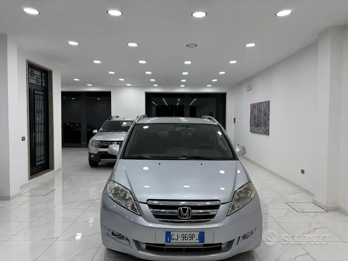 Usata Honda FR-V 125 CV (91 kW) 2005 Grigio Monovolume