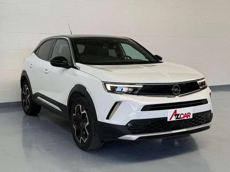 Usata Opel Mokka Ultimate 131 CV (96 kW) 2022 Bicolore tetto nero/bianco alp SUV