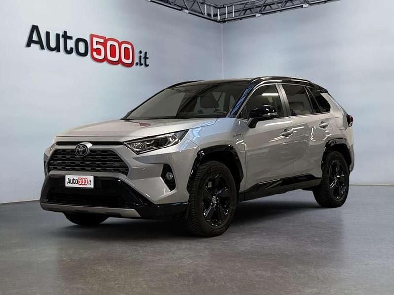 Usata Toyota RAV4 Hybrid Style 178 CV (130 kW) 2021 Argento SUV