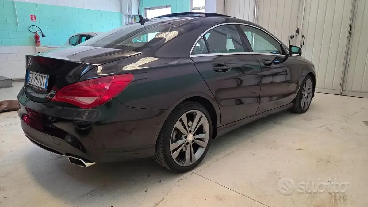 Usata Mercedes CLA200 Premium 156 CV (114 kW) 2014 Nero Berlina