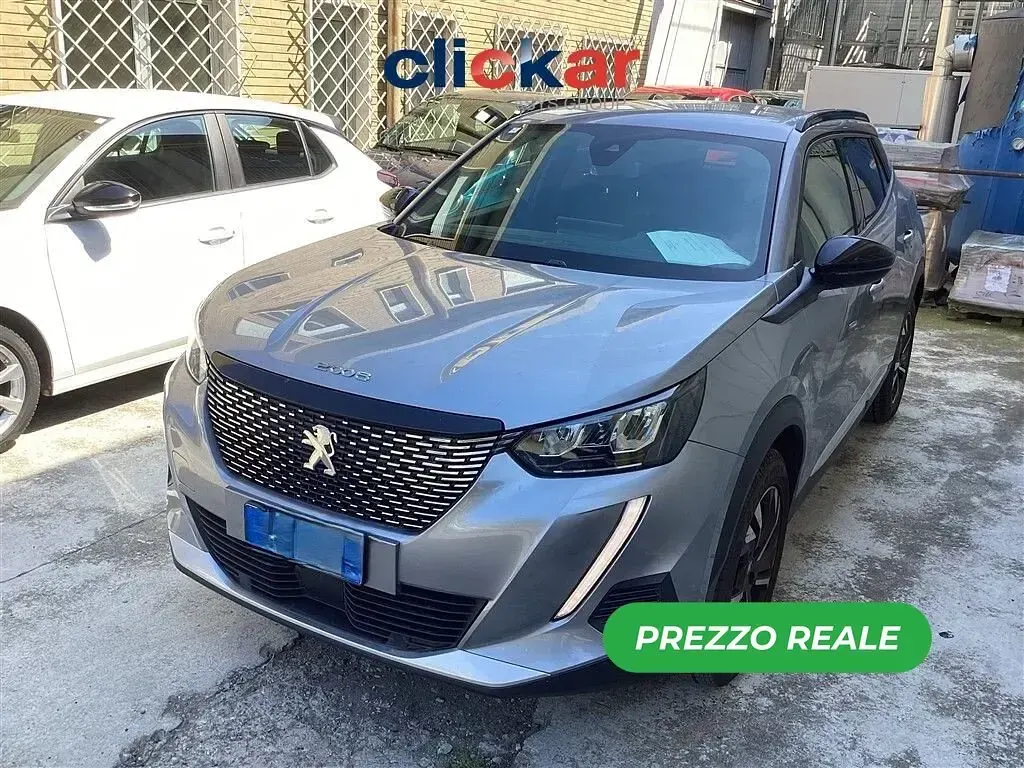 Usata Peugeot 2008 131 CV (96 kW) 2023 SUV