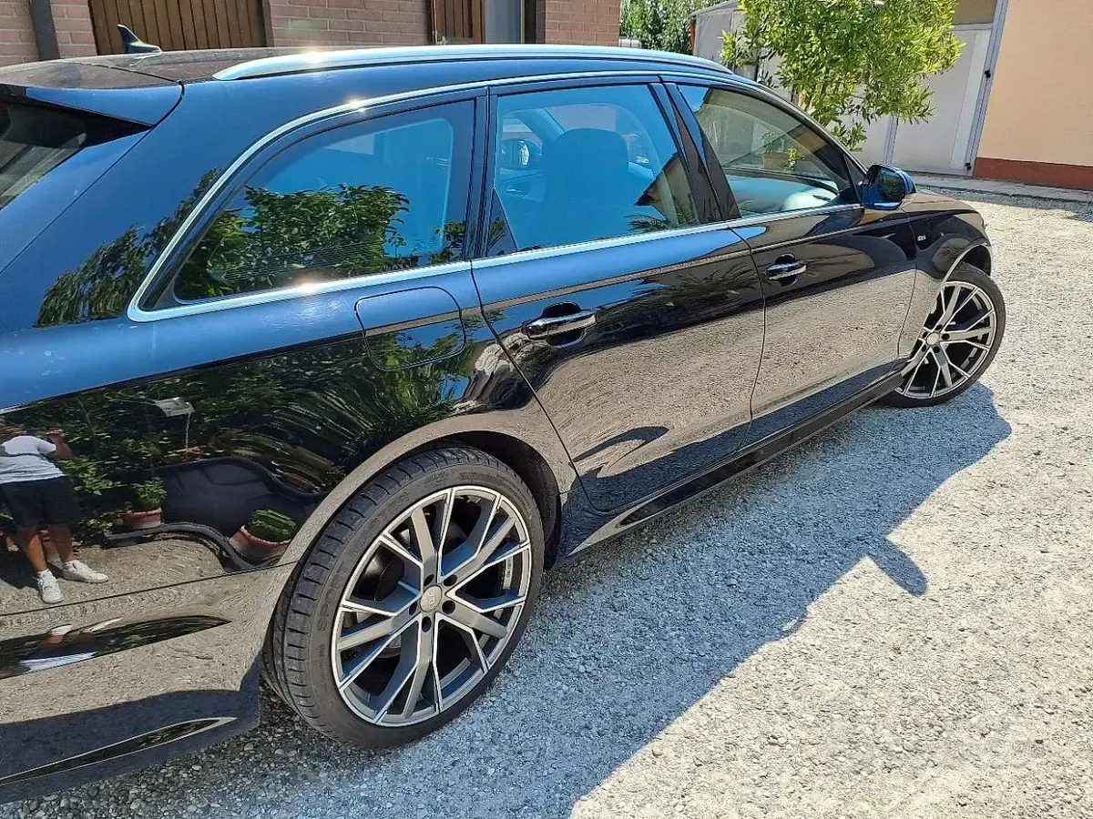 Usata Audi A6 190 CV (139 kW) 2017 Nero Station wagon