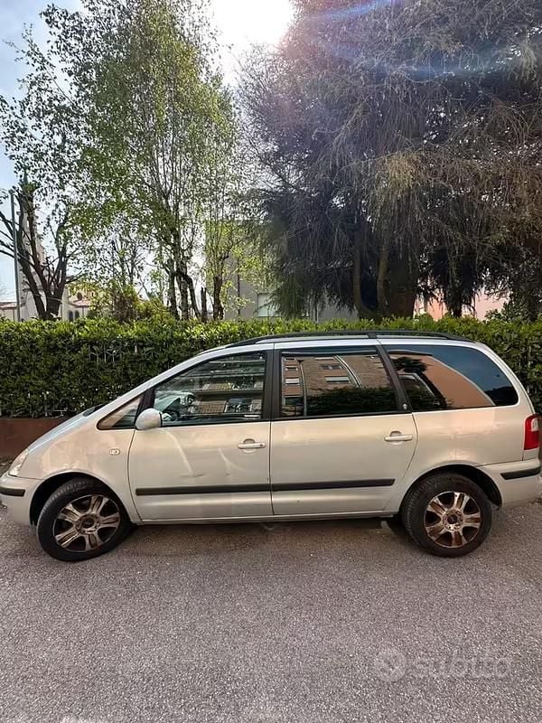 Usata Ford Galaxy 2002 Monovolume