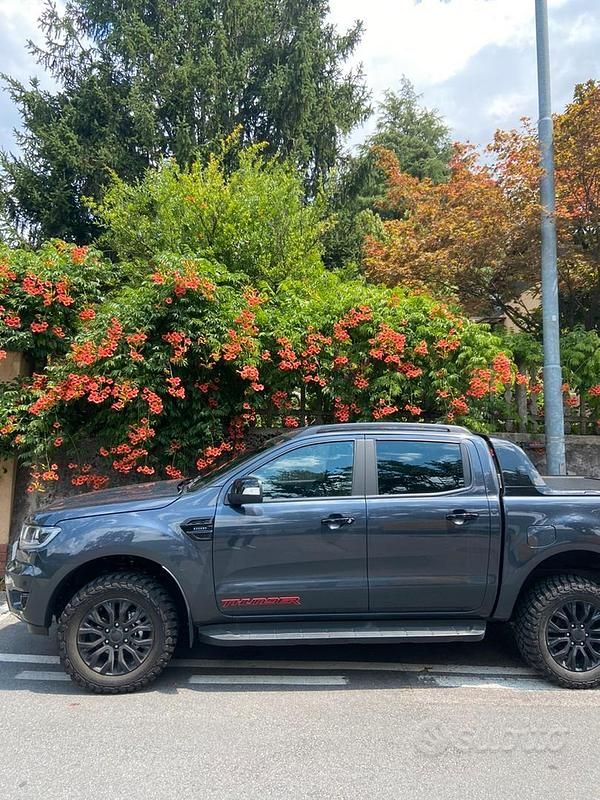 Grigio Usata 2021 Ford Ranger Pick-up | 38.900 € - Immagine 1/4