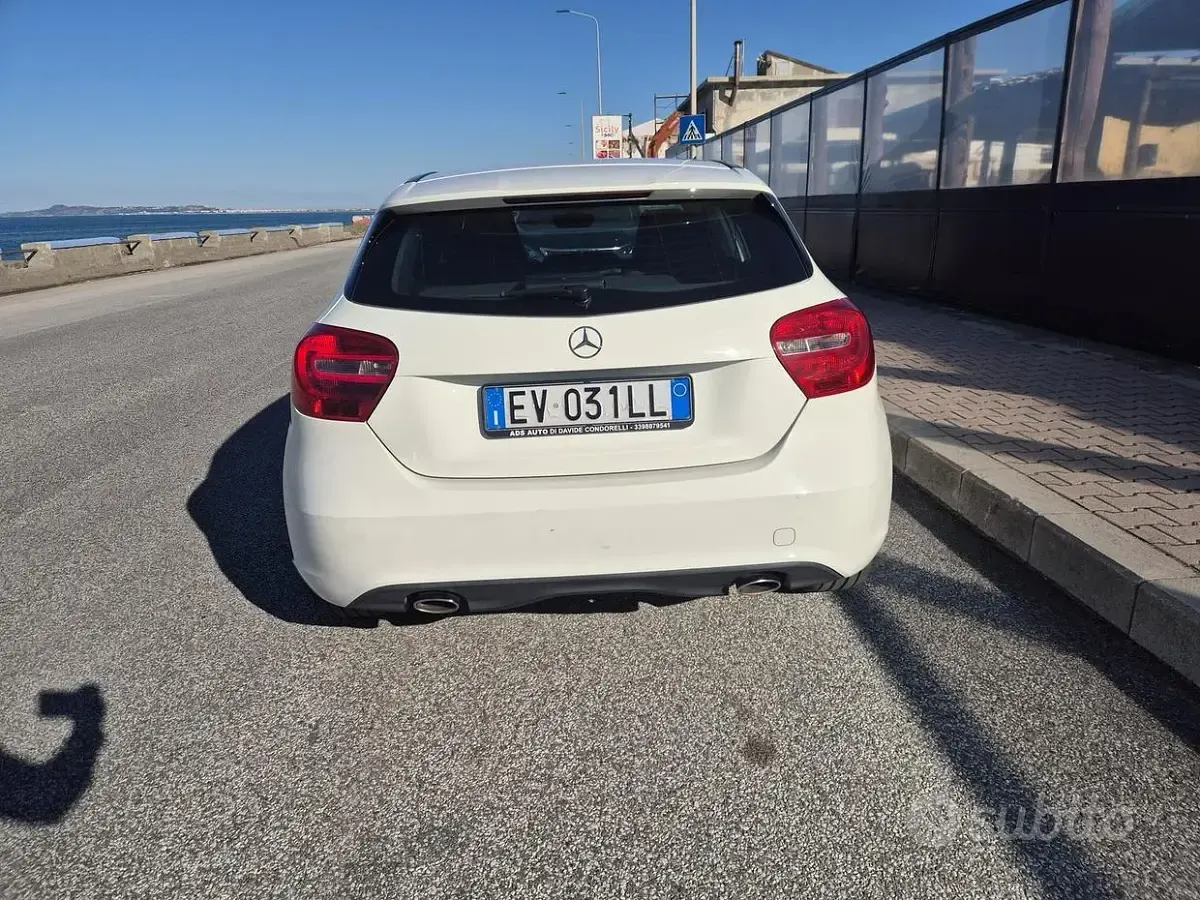 Usata Mercedes 180 109 CV (80 kW) 2014 Berlina