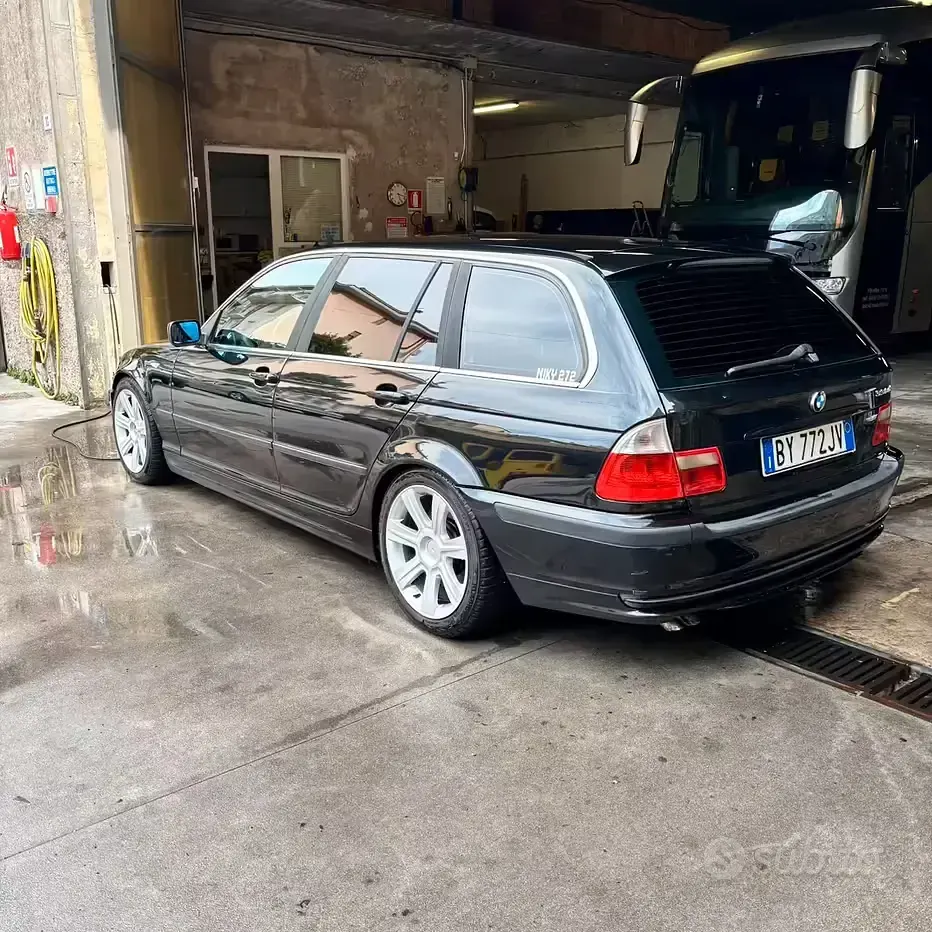 Occasion BMW 330 184 ch (135 kW) 2000 Noir Break