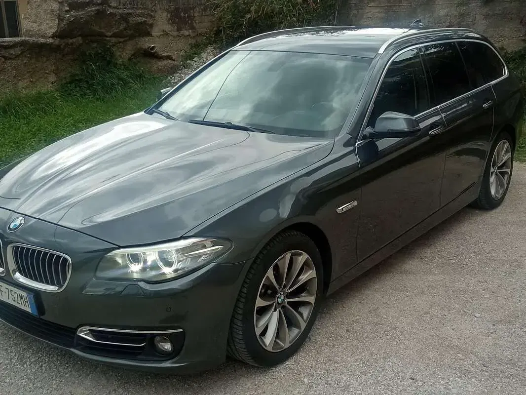 Usata BMW 520 Luxury Line 190 CV (139 kW) 2016 Station wagon