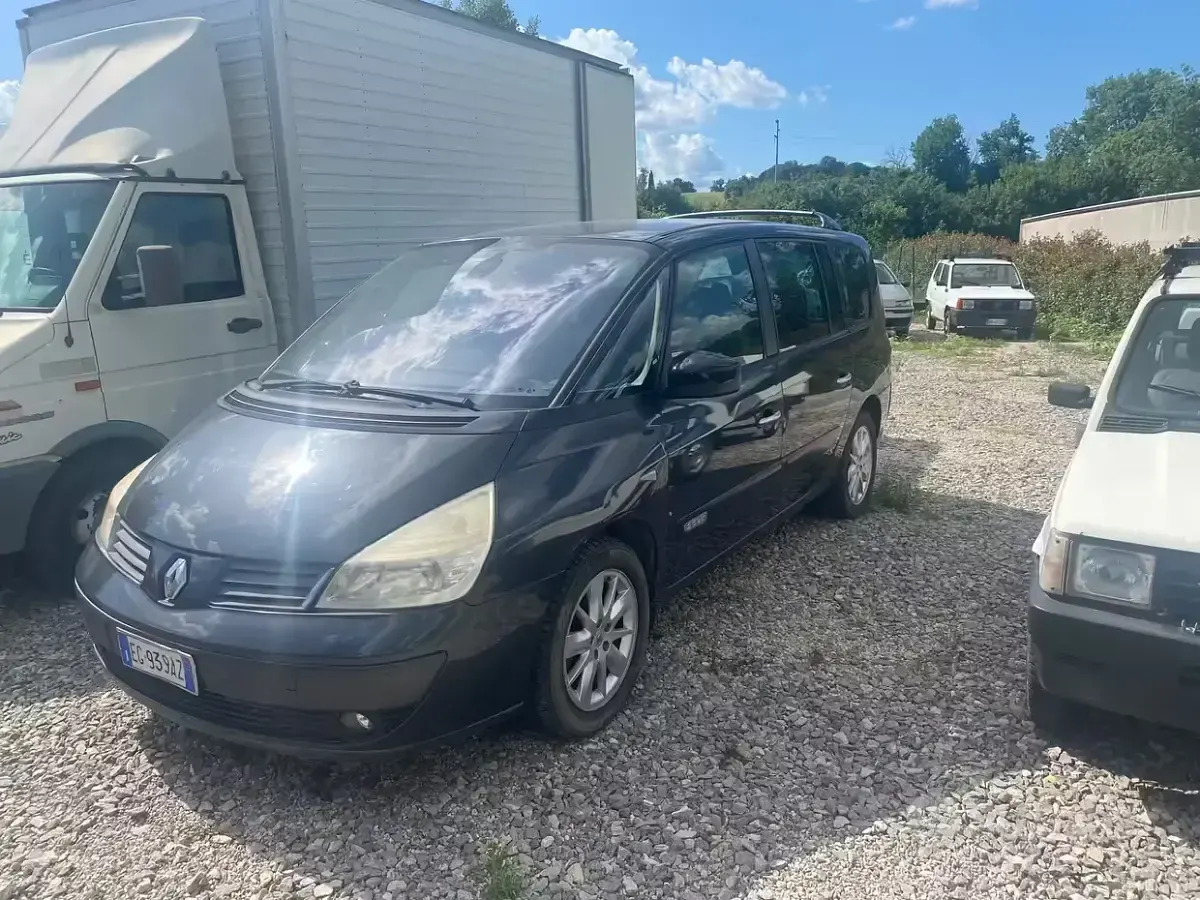 Usata Renault Espace Initiale 175 CV (128 kW) 2011 Nero Monovolume