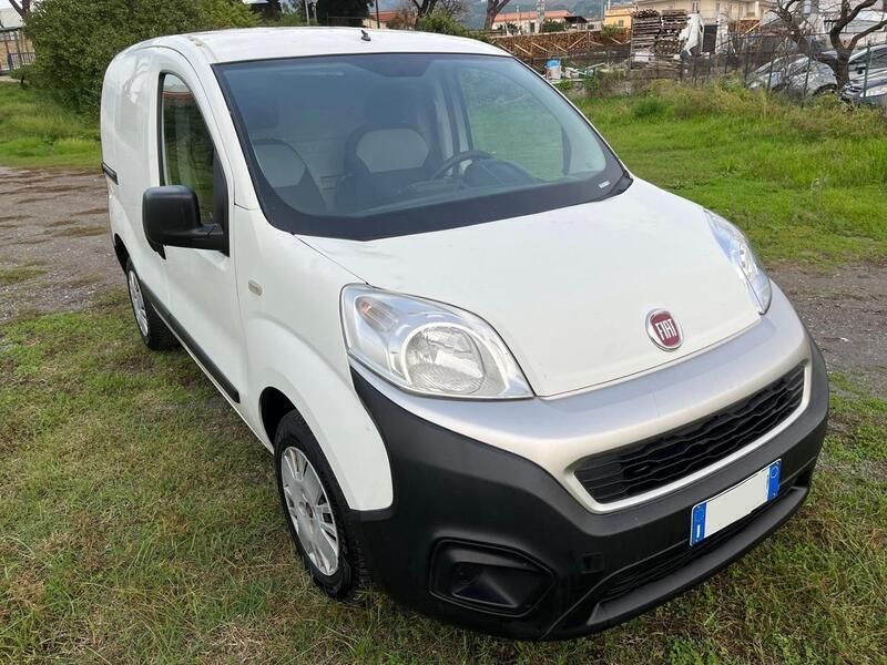Usata Fiat Fiorino 80 CV (58 kW) 2017 Bianco Monovolume