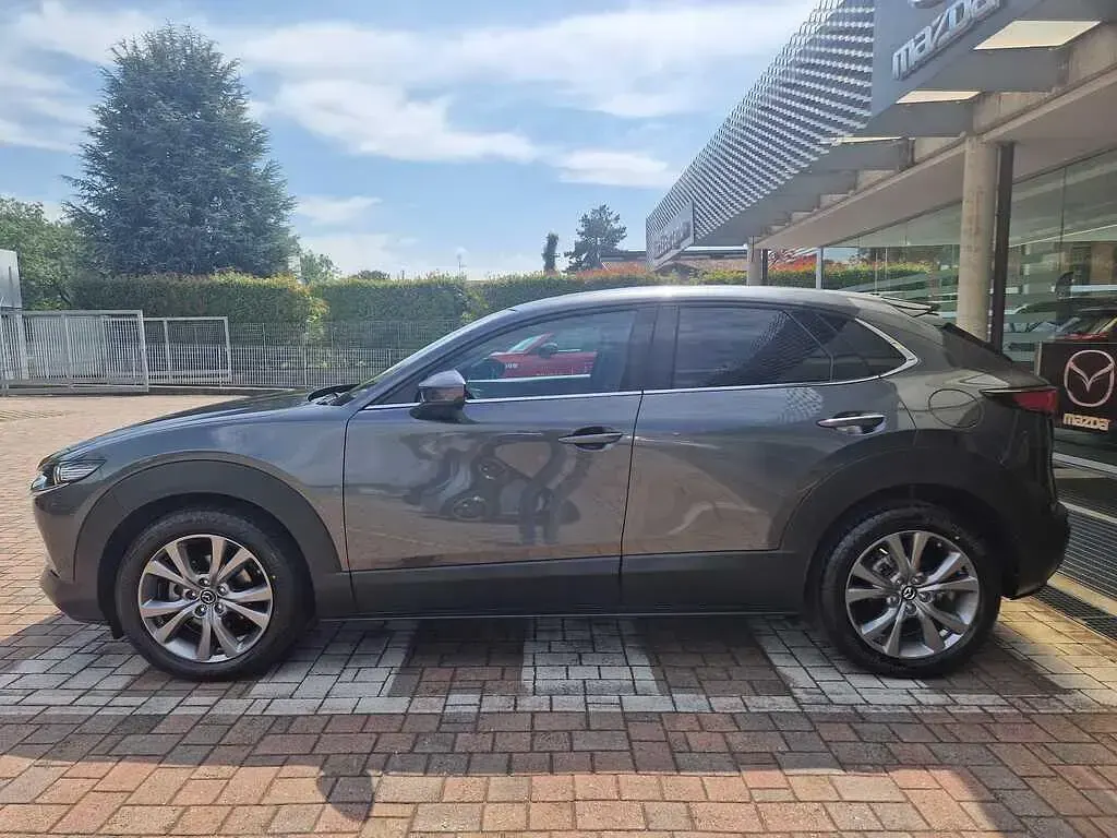 Nuova Mazda CX-30 140 CV (102 kW) 2026 Machine grey SUV