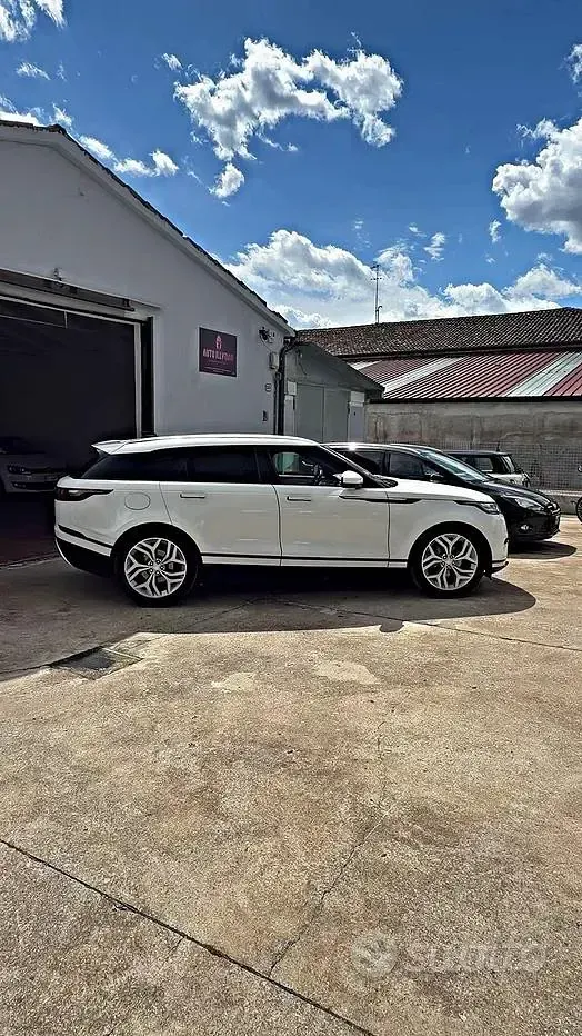 Usata Land Rover Range Rover Velar R-Dynamic 241 CV (177 kW) 2018 Bianco SUV