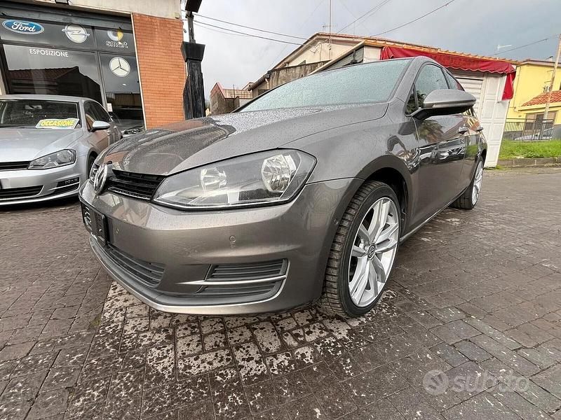 Usata VW Golf VII Highline 89 CV (65 kW) 2014 Grigio Berlina