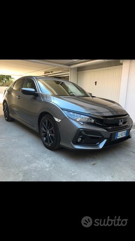 Usata Honda Civic Elegance 126 CV (92 kW) 2022 Grigio Berlina