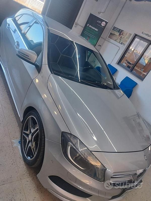 Usata Mercedes 200 136 CV (100 kW) 2013 Grigio Berlina