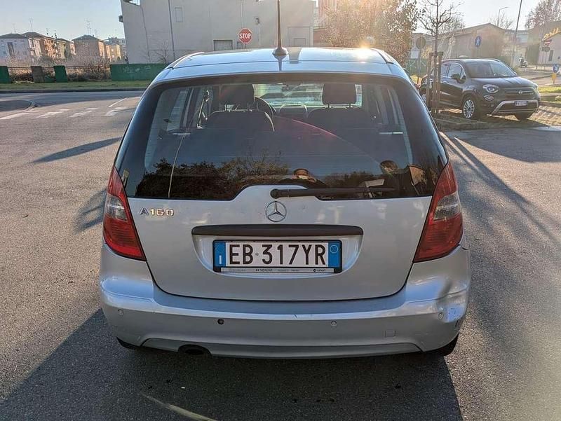 Usata Mercedes A150 Classic 95 CV (69 kW) 2010 Grigio Monovolume