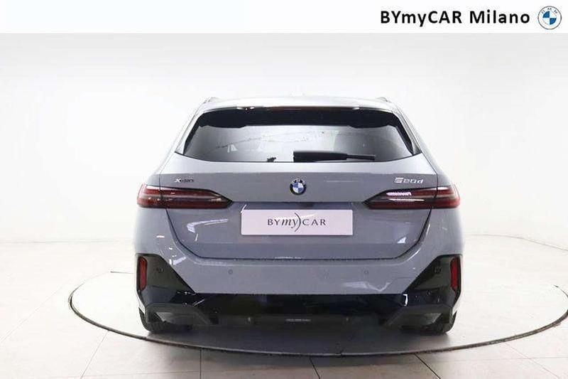 Usata BMW 520 M Sport 197 CV (144 kW) 2024 Brooklyn grey metallic Station wagon