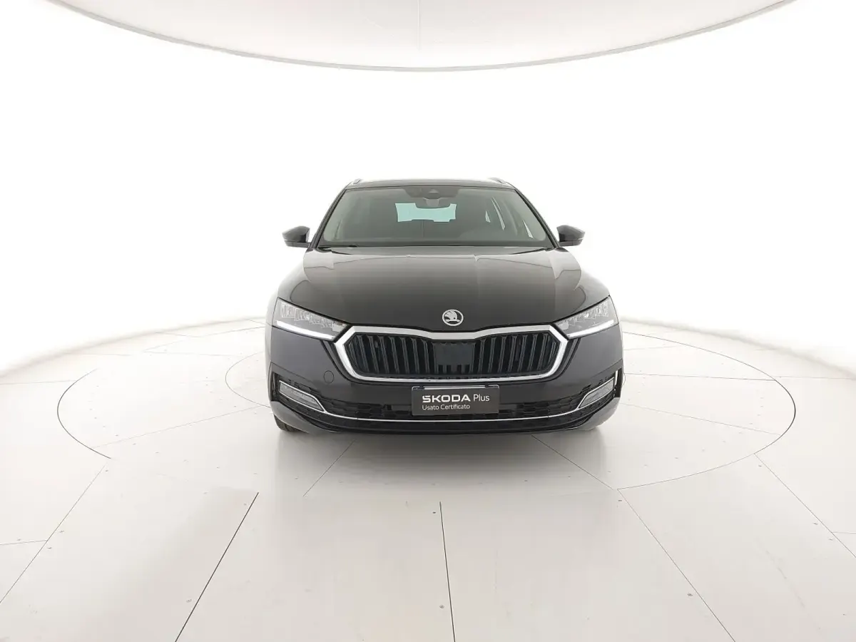 Usata Skoda Octavia Style 150 CV (110 kW) 2023 1z nero tulipano perlato Station wagon