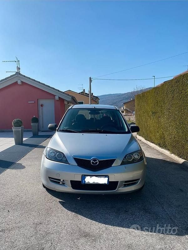 Usata Mazda 2 2006 Grigio Utilitaria