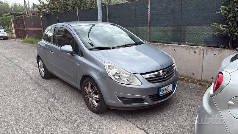 Usata Opel Corsa 80 CV (58 kW) 2007 Grigio Utilitaria