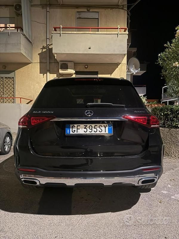 Usata Mercedes GLE300 Premium Plus 245 CV (180 kW) 2021 Nero SUV