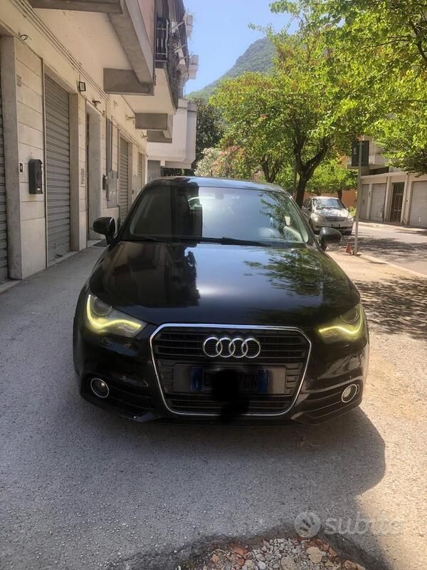 Usata 2012 Audi A1 Due volumi | 5500 € (Buon prezzo) - Immagine 1/4