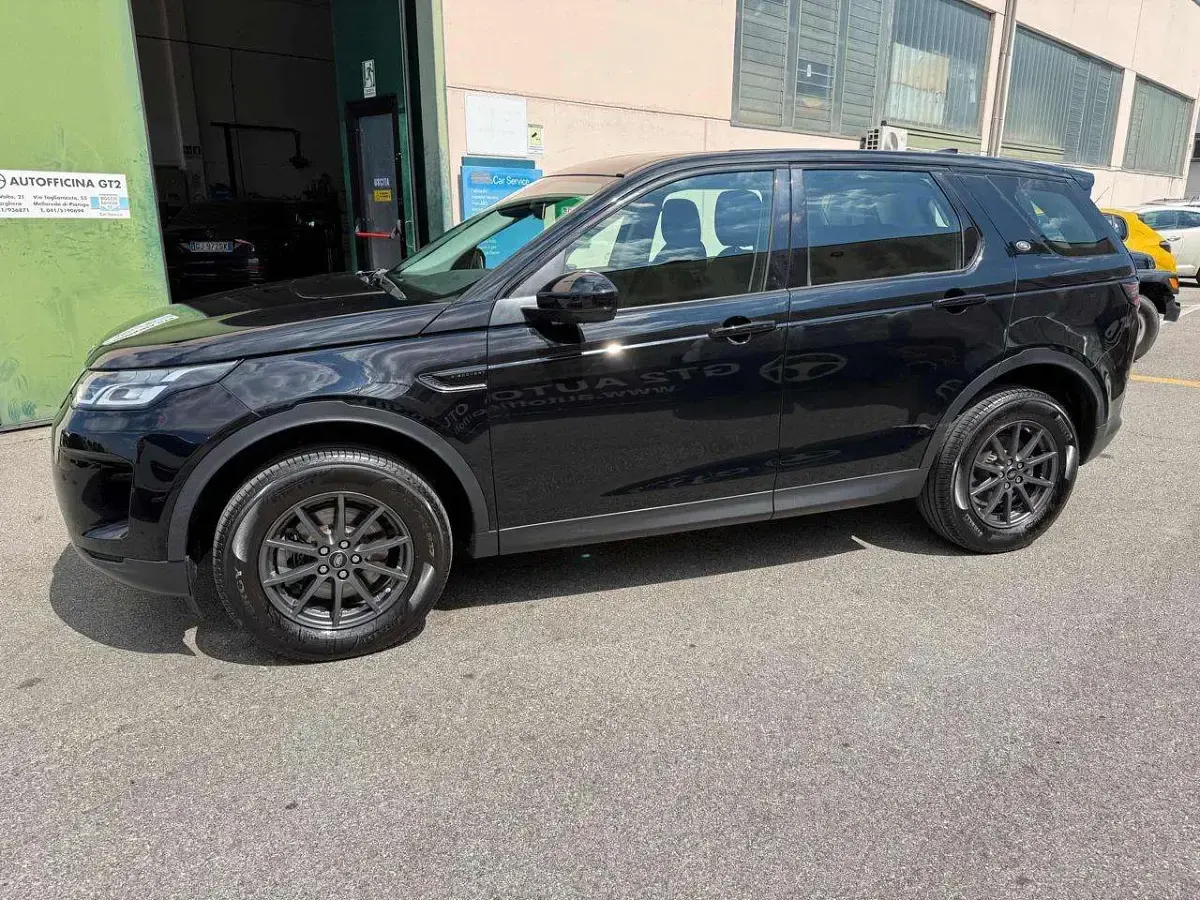 Usata Land Rover Discovery 5 150 CV (110 kW) 2020 Nero SUV