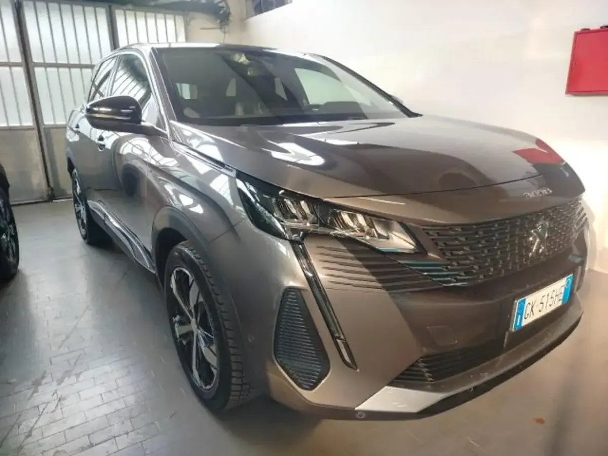 Usata Peugeot 3008 Allure 131 CV (96 kW) 2022 SUV