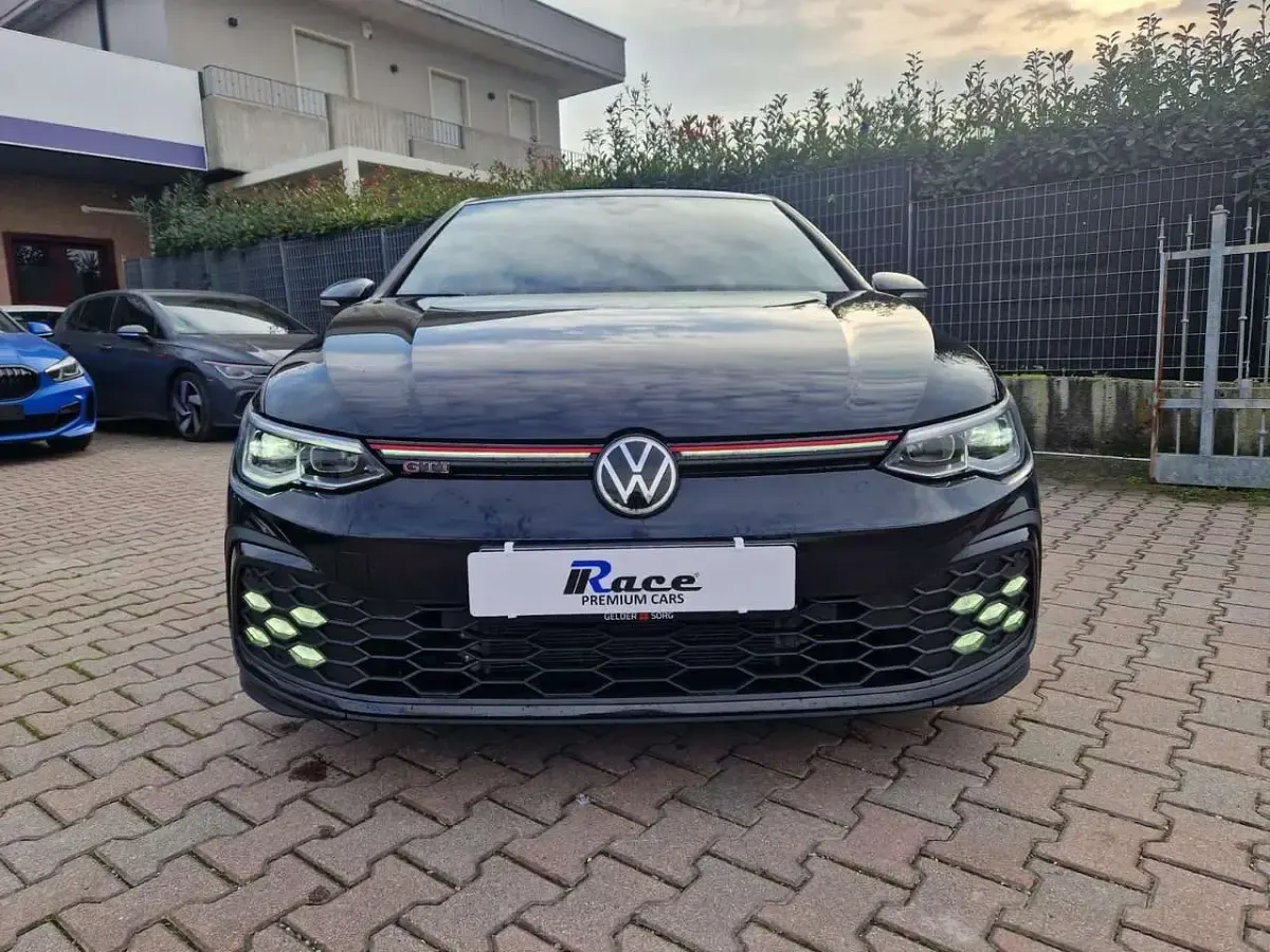 Usata VW Golf VIII GTI 245 CV (180 kW) 2023 Nero Berlina