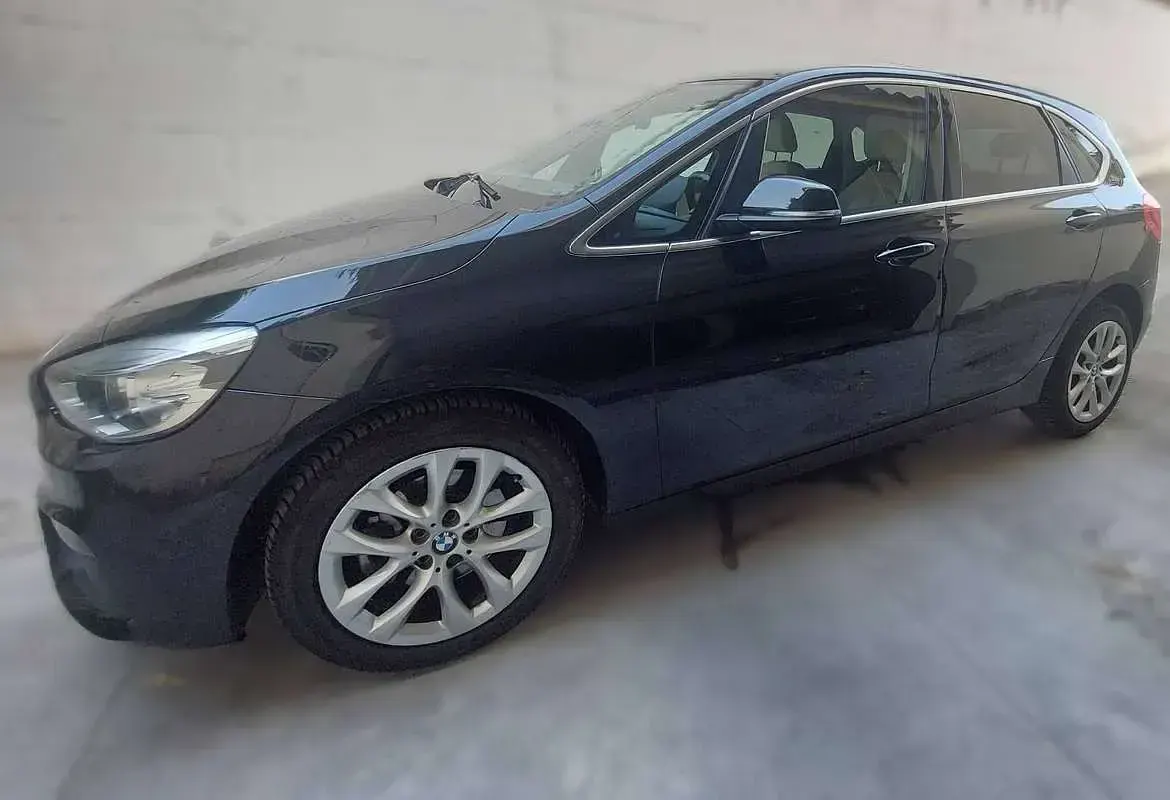 Usata BMW 216 Active Tourer Luxury Line 116 CV (85 kW) 2018 Nero Monovolume
