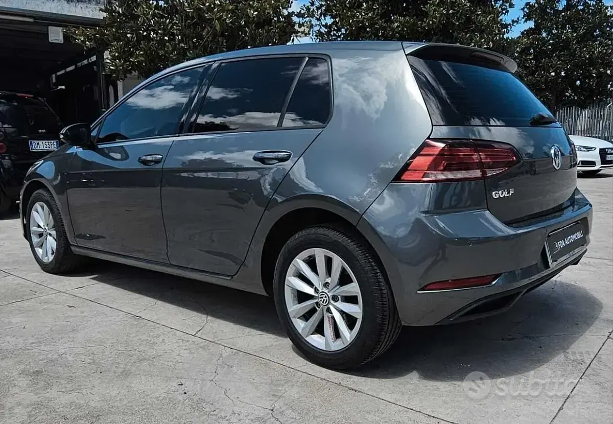 Usata VW Golf VII 85 CV (62 kW) 2018 Grigio Berlina