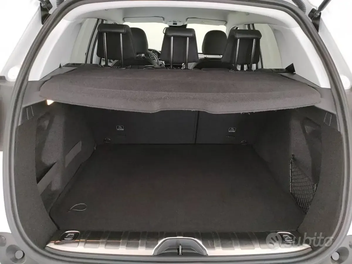 Usata Peugeot 2008 Allure 110 CV (80 kW) 2016 Bianco SUV