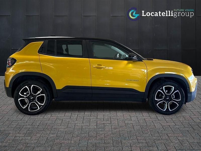 Usata Jeep Avenger Summit 101 CV (74 kW) 2023 Giallo SUV