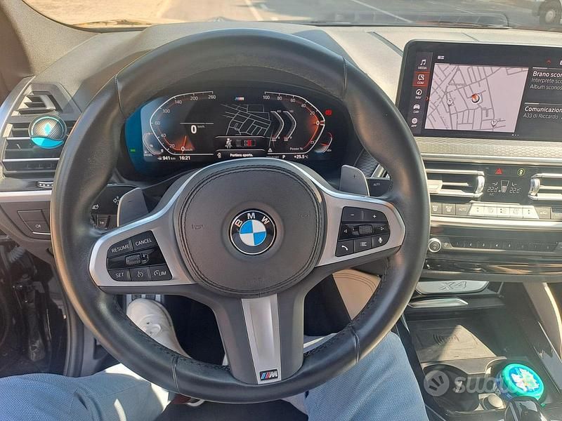 Usata BMW X4 190 CV (139 kW) 2023 Blu SUV