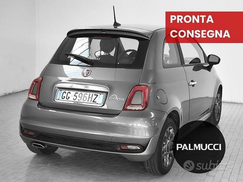 Usata Fiat 500 Dolcevita 70 CV (51 kW) 2021 Berlina