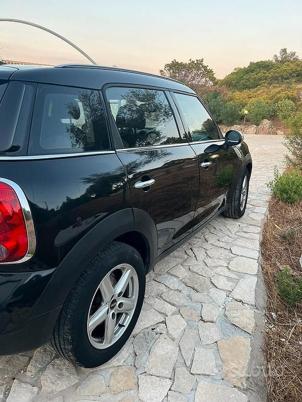 Usado Mini Countryman 111 CV (81 kW) 2012 Negro SUV