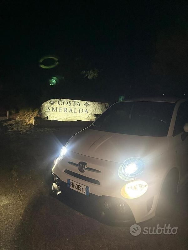 Bianco Usata 2017 Abarth 595 Due volumi | 12.500 € (Super prezzo) - Immagine 1/4