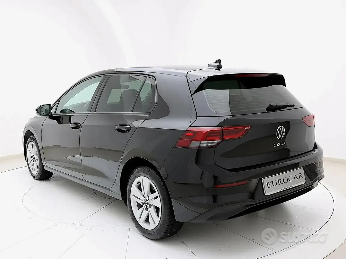 Usata VW Golf VIII Life 150 CV (110 kW) 2022 Nero Berlina