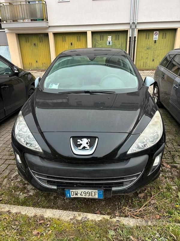 Usata Peugeot 308 156 CV (114 kW) 2008 Nero Utilitaria