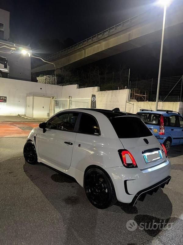 Usata Abarth 500 135 CV (99 kW) 2015 Grigio Utilitaria