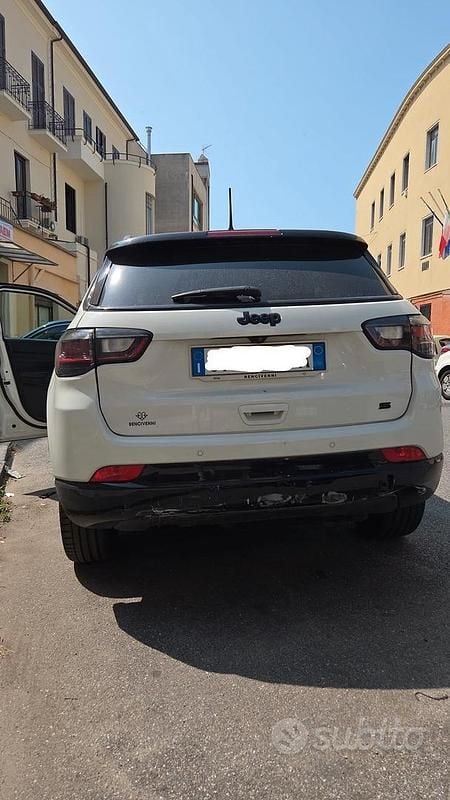 Usata Jeep Compass 131 CV (96 kW) 2023 Bianco SUV