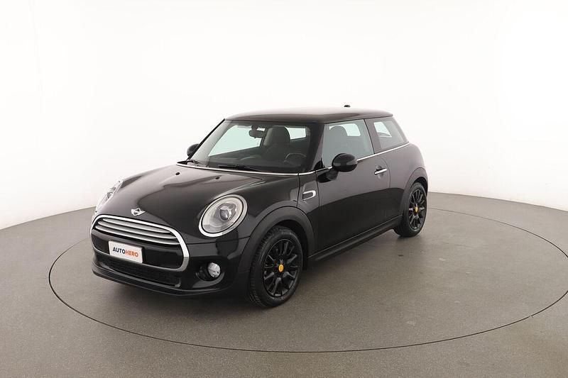 Usata Mini Cooper D 115 CV (84 kW) 2015 Nero Utilitaria