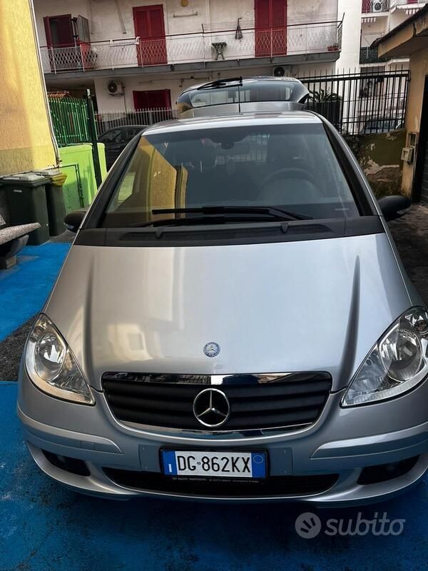 Usata 2007 Mercedes A150 Tre volumi | 1800 € (Cara) - Immagine 1/4