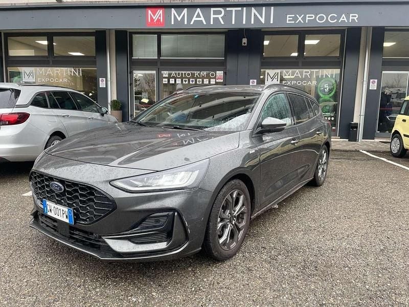 Grigio Usata 2024 Ford Focus ST-Line Station wagon | 22.499 € (Buon prezzo) - Immagine 1/4