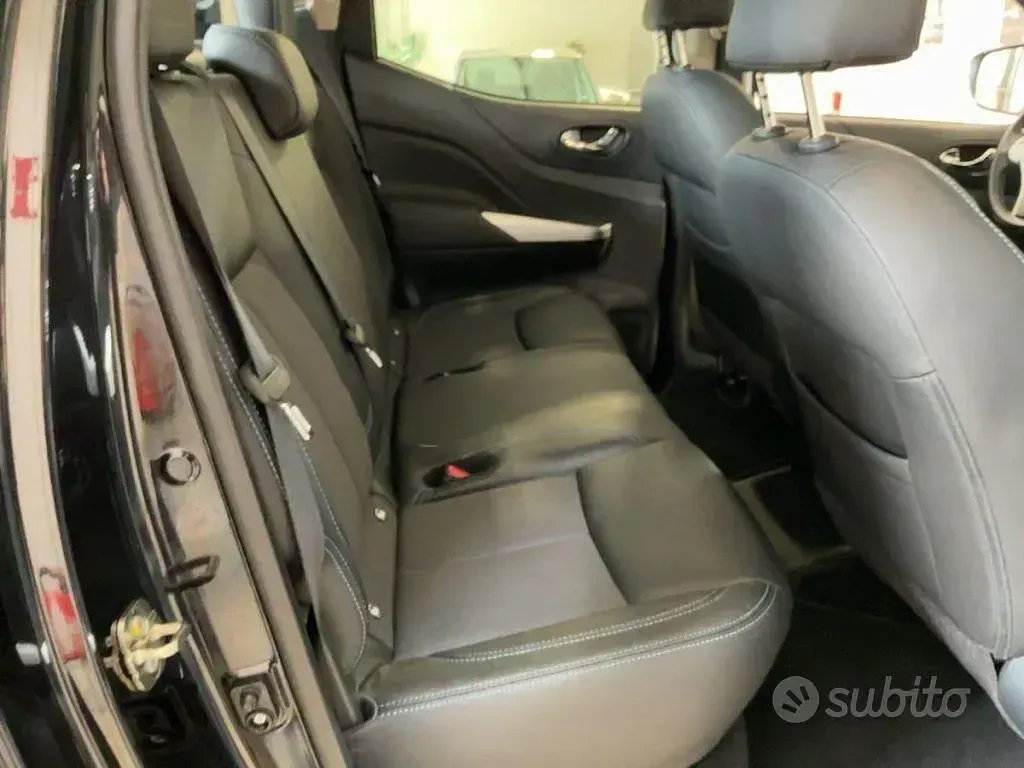 Usata Nissan Navara N-Guard 190 CV (139 kW) 2021 Nero Pick-up
