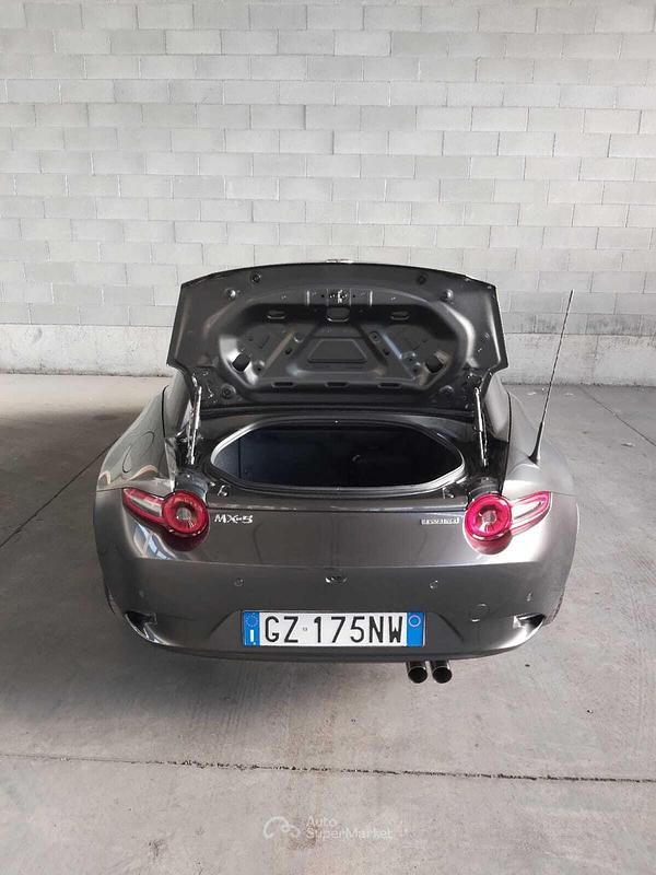 Nuova Mazda MX5 Exclusive-Line 132 CV (97 kW) 2025 Gray Cabrio