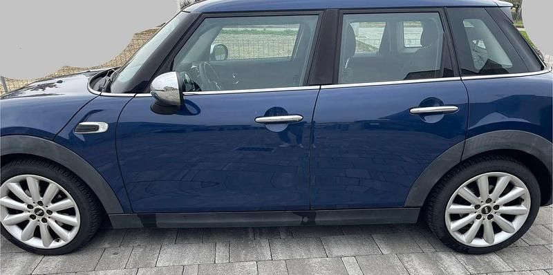 Usata Mini One D 95 CV (69 kW) 2016 Blu/azzurro Utilitaria