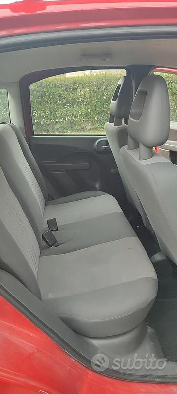 Usata Fiat Panda 60 CV (44 kW) 2012 Rosso Utilitaria