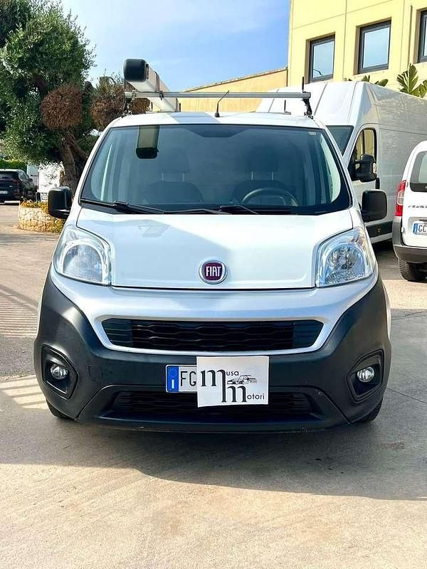 Usata Fiat Fiorino 80 CV (58 kW) 2017 Bianco Monovolume