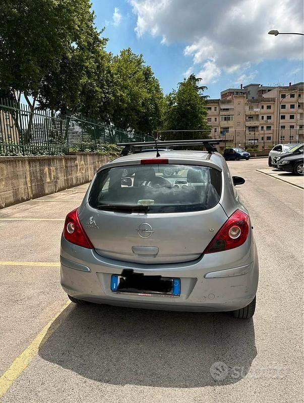 Usata Opel Corsa 80 CV (58 kW) 2007 Grigio Utilitaria