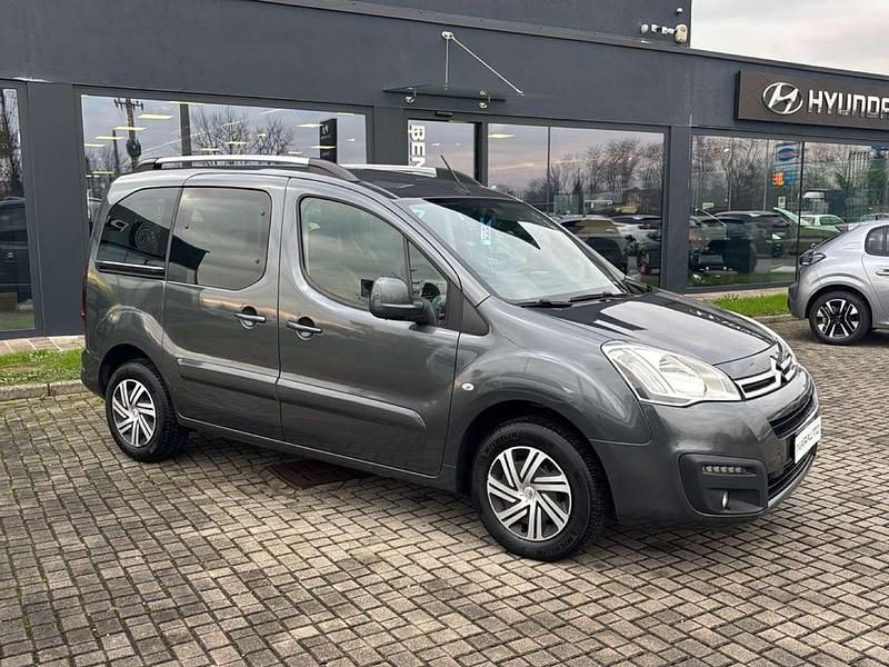 Usata Citroën Berlingo Feel 99 CV (72 kW) 2016 Grigio Monovolume